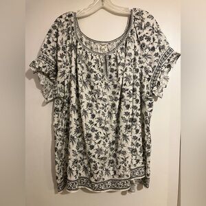 Max Studio Black and White Floral Blouse